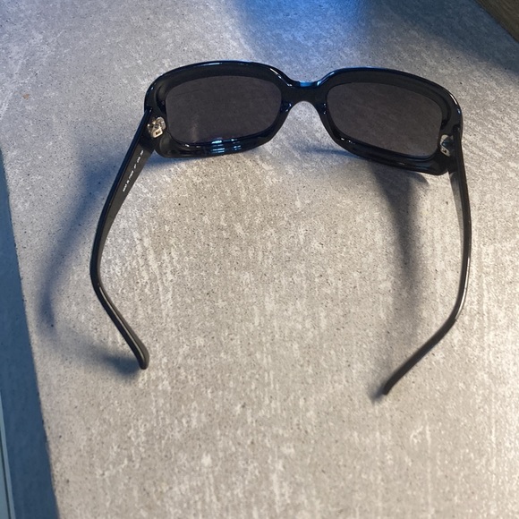 Fendi Sunglasses - Picture 4 of 11